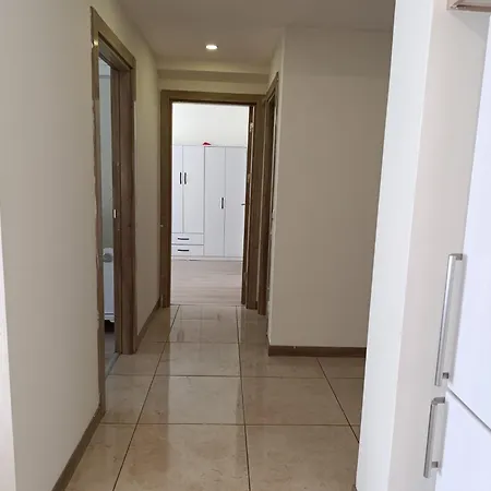 двухкомнатная Esenyurt Apartment *